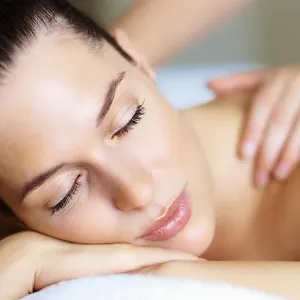 Les Horizons 800m Centre Nyons- Spa- Jacuzzi - Massage- Sauna -piscine Chauffée Nyons
